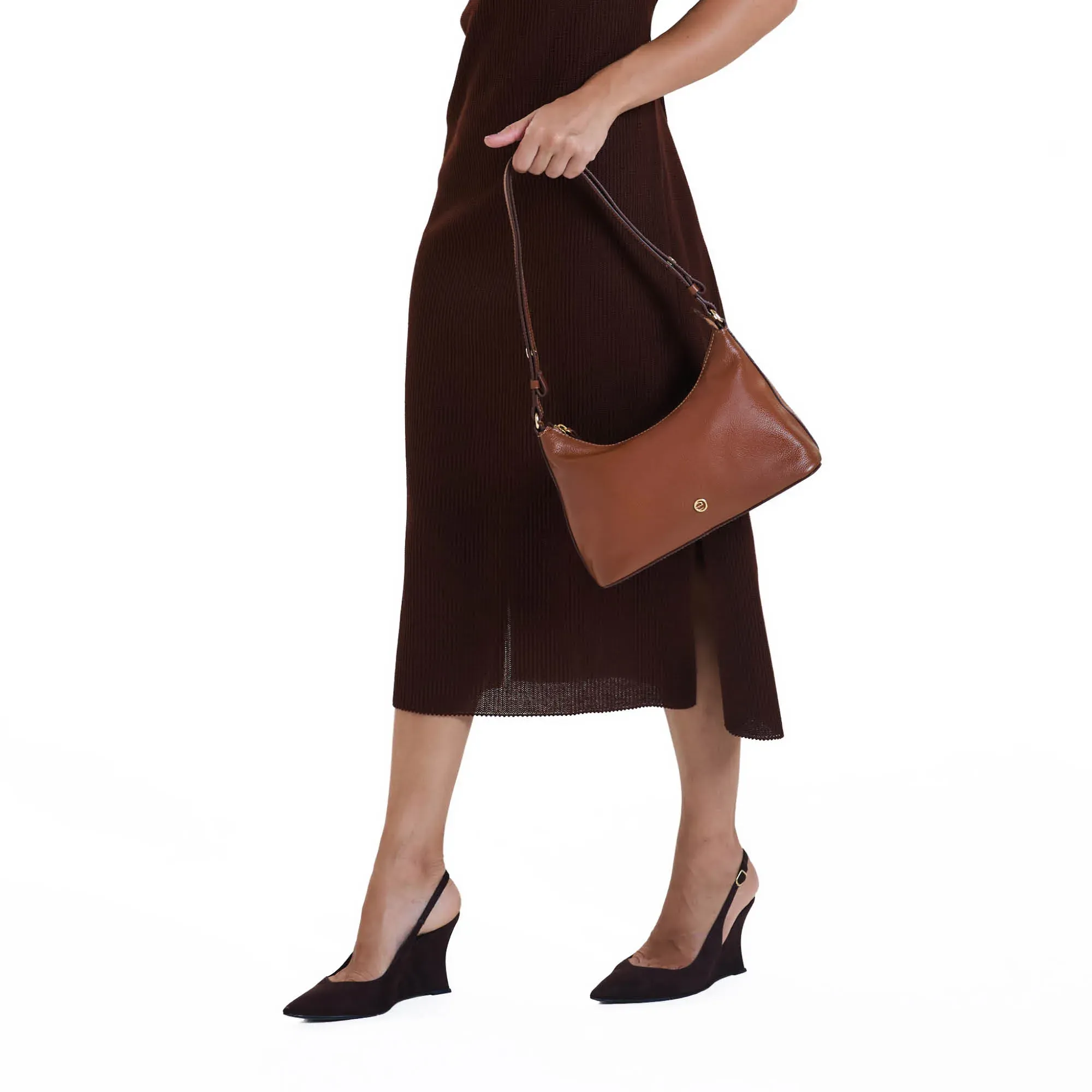 bolsa-couro-ombro-elegance-le-postiche-caramelo