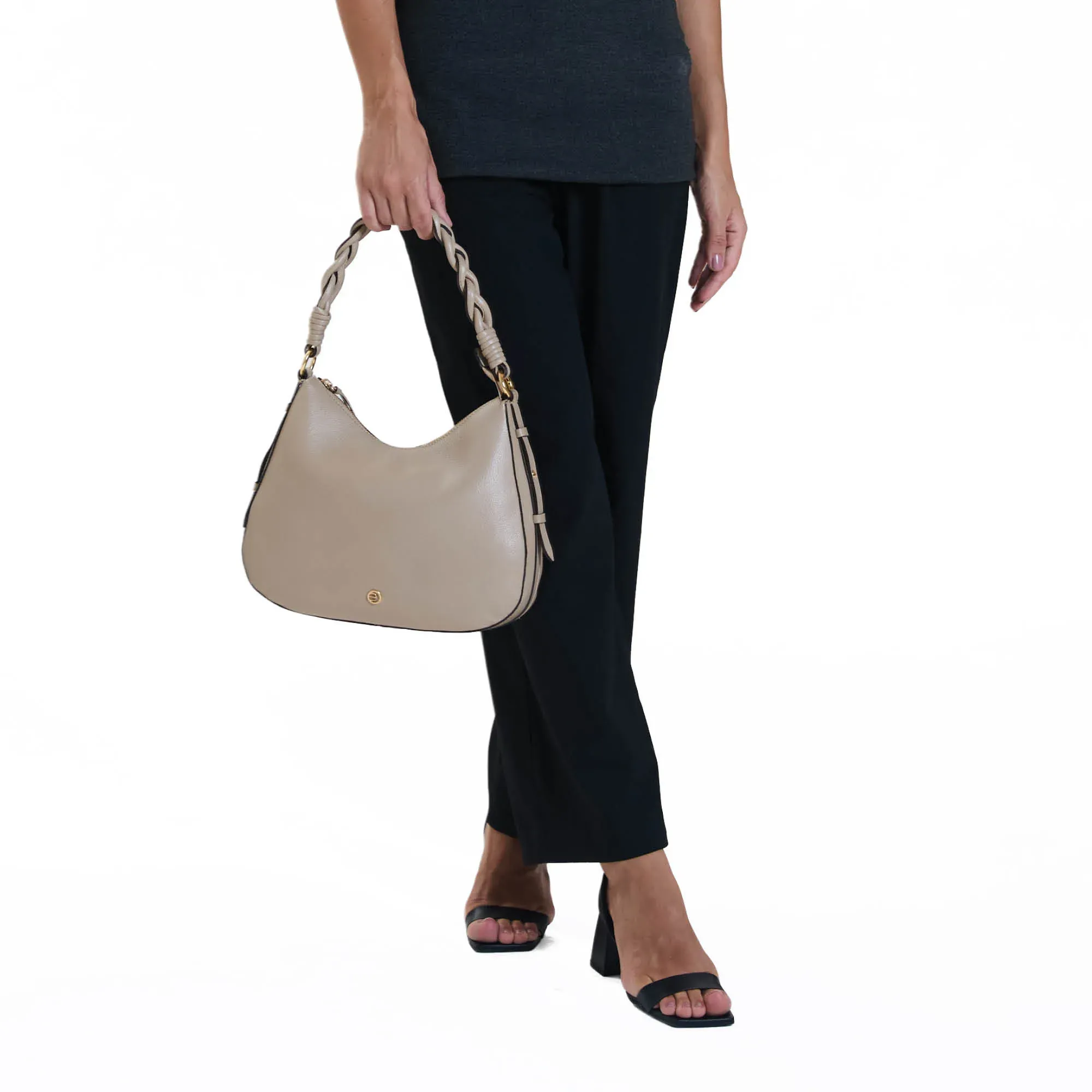 bolsa-feminina-de-couro-modelo-canoa-trancada-le-postiche-bege
