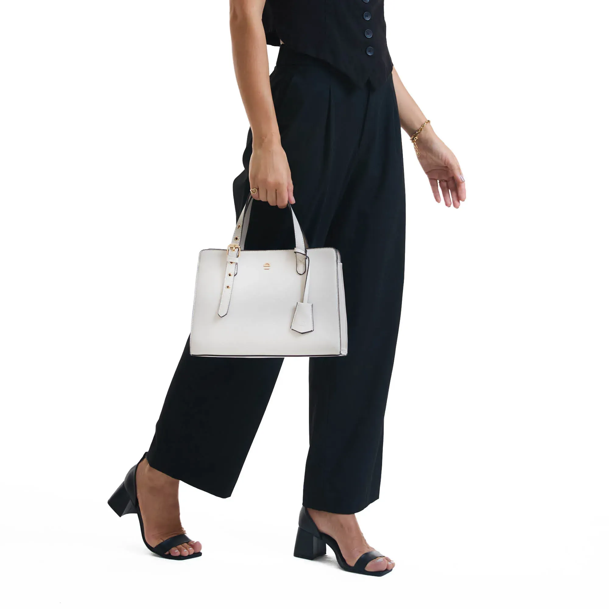 bolsa-mao-e-transversal-no-essentials-le-postiche-off-white